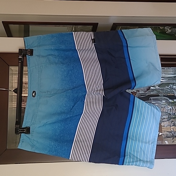O'Neil Men's Sweem Shorts ❤️ - Picture 3 of 8